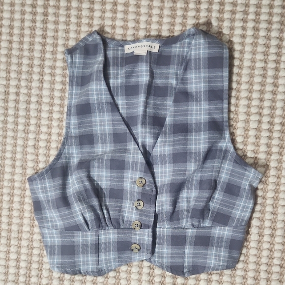 Aeropostale Tops - Aeropostale Blue Plaid Cropped Fitted Casual Preppy Xs Button-Up Vest